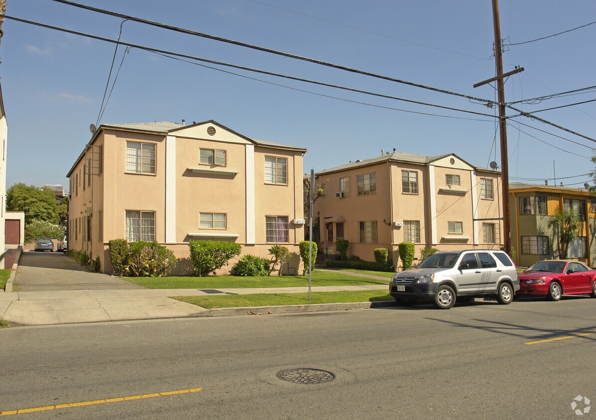 Foto del edificio - 1412-1422 N Gardner St