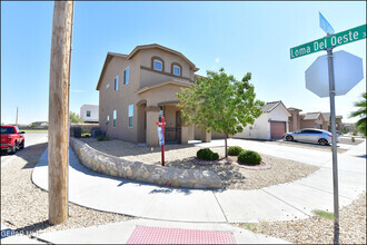 Building Photo - 3736 Loma Cortez Dr