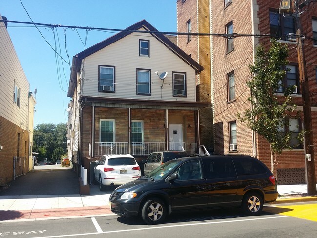 Foto del edificio - 2015 Summit Ave