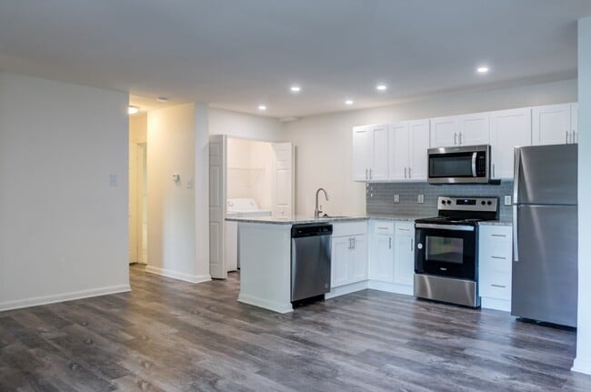 Building Photo - Main Street Apartment Homes