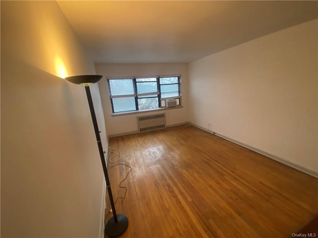 Building Photo - 55 Ehrbar Ave