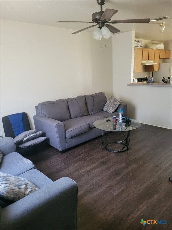 Foto del edificio - 1710 Old FM 440 Rd