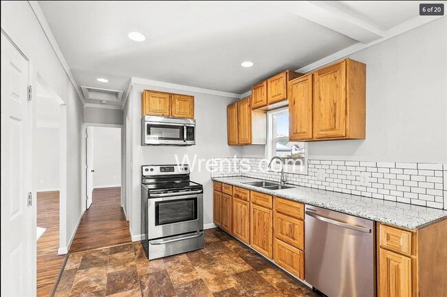 Building Photo - Beautiful 3 bed 2bath Home for Rent!