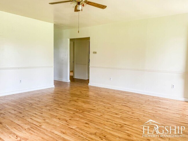 Foto del edificio - Two Bedroom House in Snow Hill