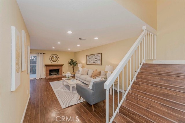 Foto del edificio - 2410 Plaza De Vista