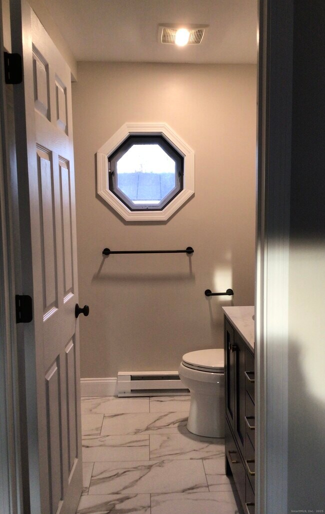 Foto del edificio - 30 Charles St