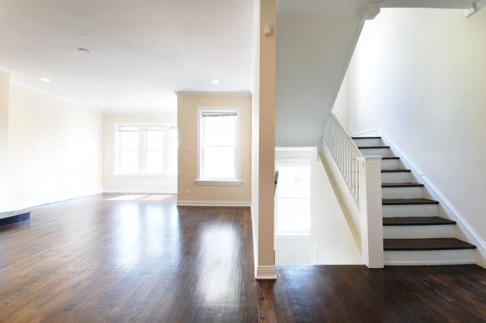 Primary Photo - 3 bedroom in Oak Park IL 60302