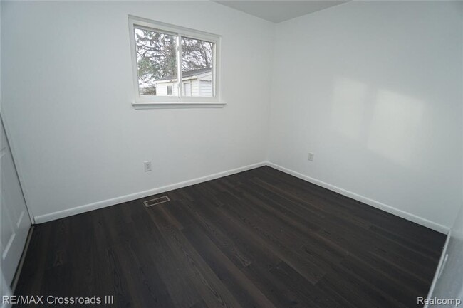 Building Photo - 11012 Jackson St