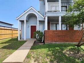 Building Photo - 14550 Fonmeadow Dr