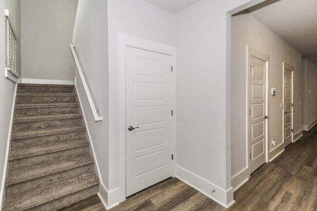 Foto del edificio - Beautiful Home in Rolling Hills - $500 Off 1st Month Rent (Upon Approval)
