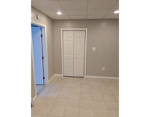 Building Photo - 20 Ledgewood Rd
