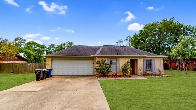 Foto del edificio - 1802 Southwood Dr