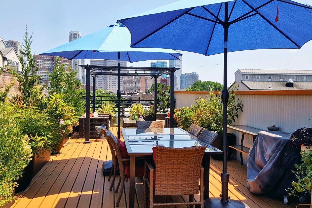 Foto principal - 347 Varick St