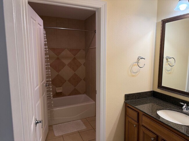 Foto del edificio - 7649 Heritage Crossing Way