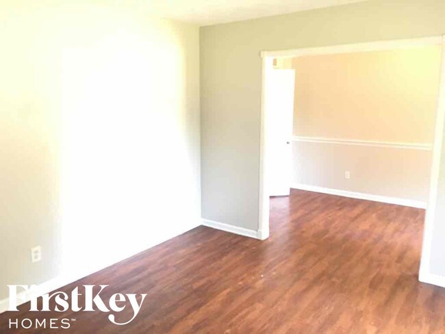 Foto del edificio - 5601 Bayshore Dr