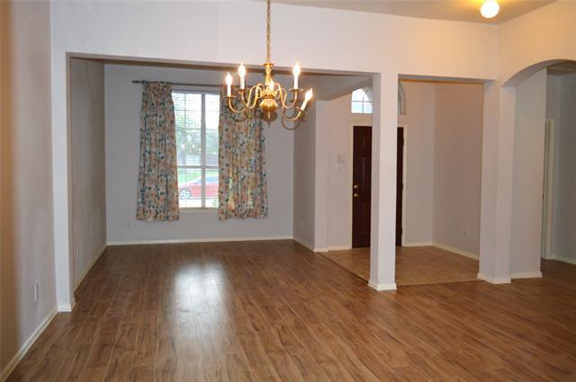 Foto del edificio - 3402 Ashleaf Dr