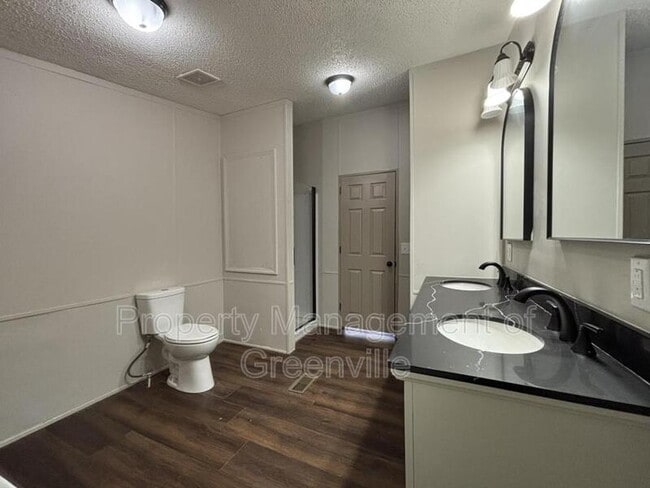 Foto del edificio - 102 Tifton Ct