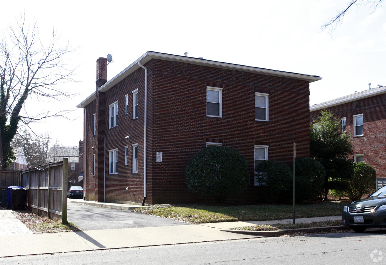 Primary Photo - 3710 N 7th St