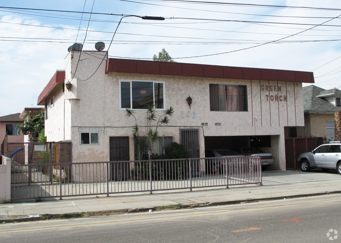 Building Photo - 846 W Alondra Blvd
