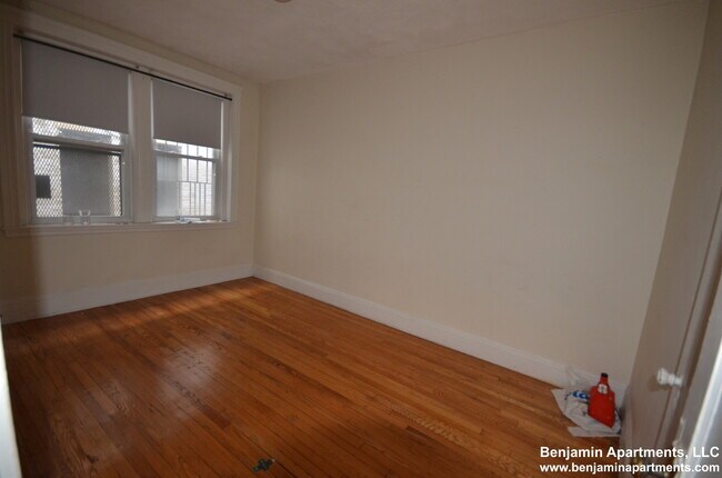 Foto del edificio - 127 Sutherland Rd