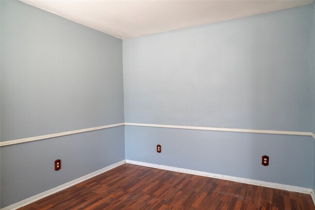 Foto del edificio - 2902 Meadowcreek Dr