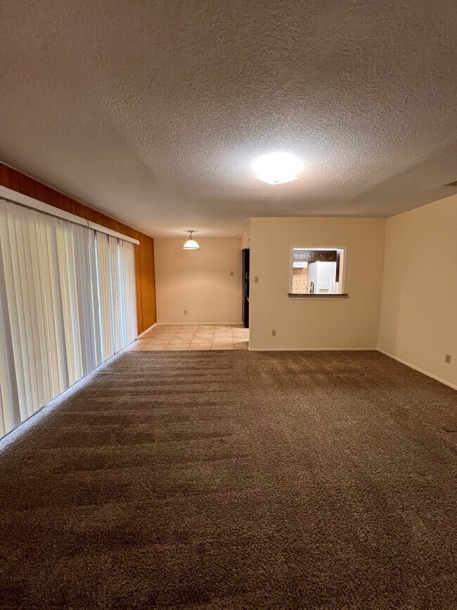 Building Photo - 1807 N 38th St