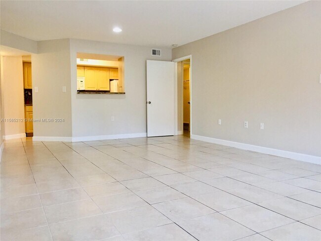 Foto del edificio - 15591 SW 105th Terrace
