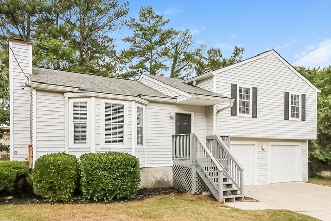 Building Photo - 5949 Brookside Dr SE