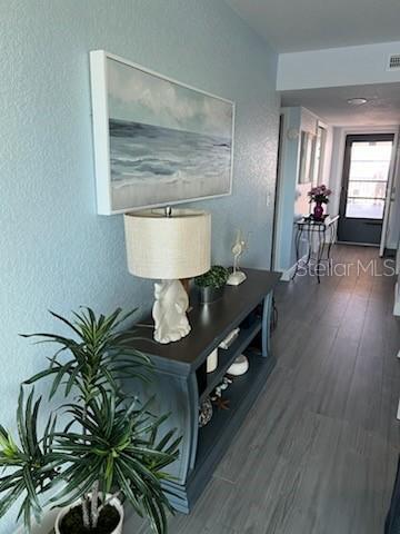 Foto del edificio - 8150 Brent St