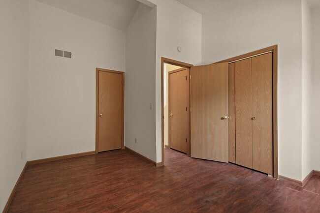 Foto del edificio - 3 Bed 2 Bath unit Close to Downtown