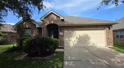 Building Photo - 2242 Waxwing Dr