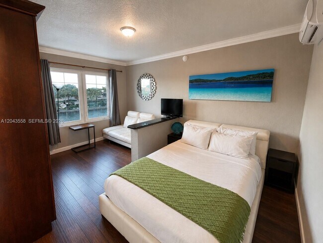 Building Photo - 3025 Indian Creek Dr