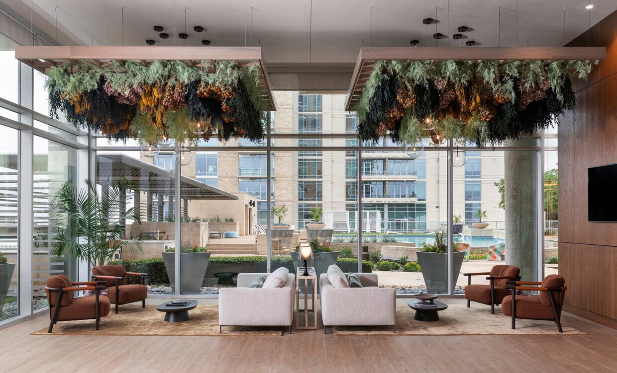 Foto principal - 3700 McKinney Ave