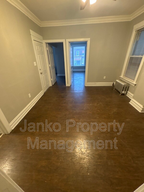 Foto del edificio - 7132 S Ingleside Ave