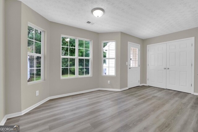 Foto del edificio - 1372 Hollenbeck Ln