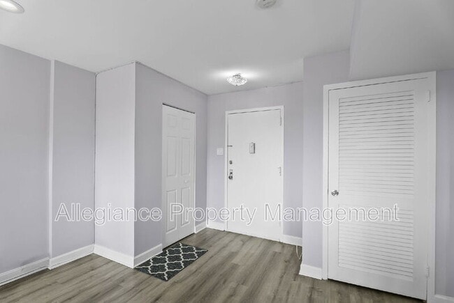 Photo - 5340 Holmes Run Pkwy House