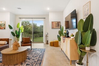 Building Photo - 7522 1/2 West Slaughter Lane-SI FL3-ID1537450P