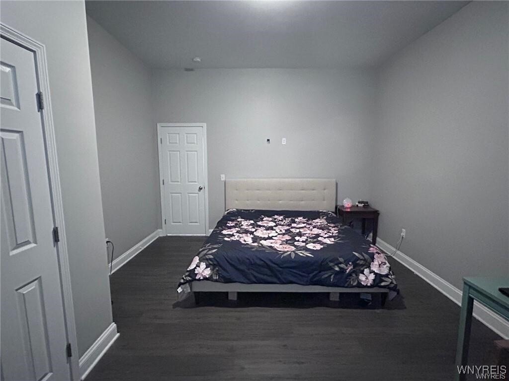 Building Photo - 1988 South Park Ave