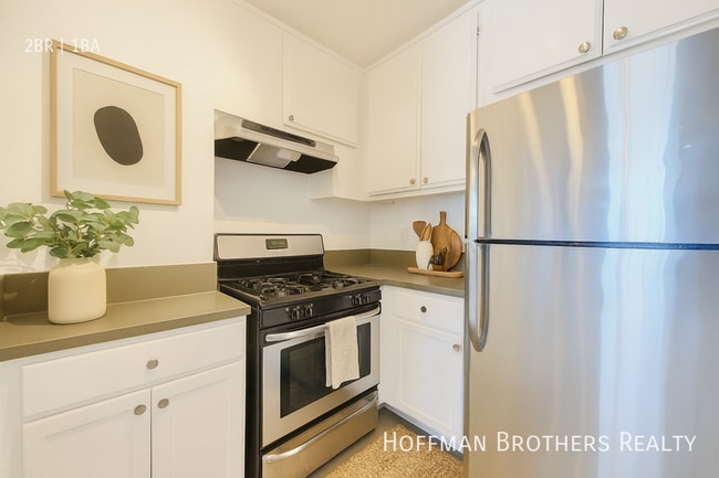 Foto del edificio - 5011 Monte Vista St