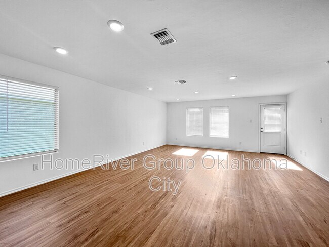 Foto del edificio - 2004 Alpine Bch Ln
