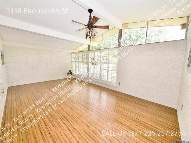 Foto del edificio - 3158 Broussard St