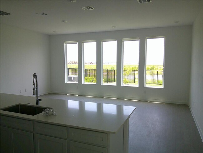 Foto del edificio - 12715 Dog Canyon Trl