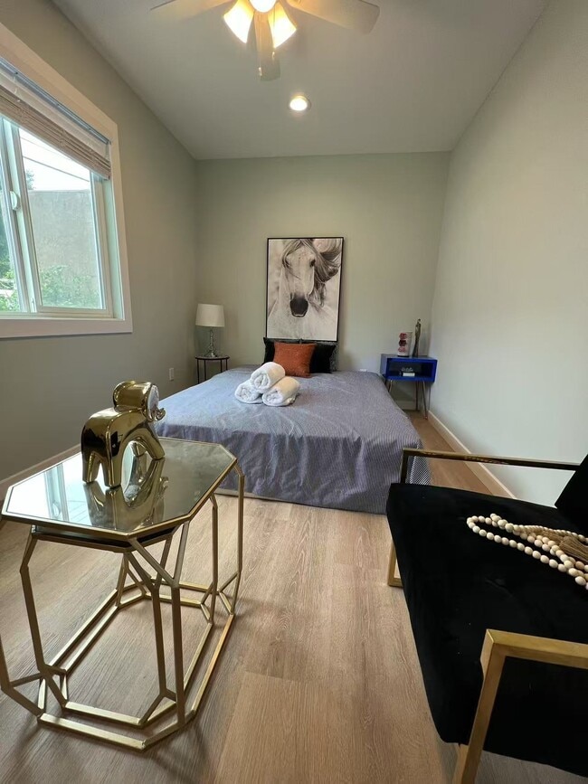 Bedroom with staging - 5524 Spokane St