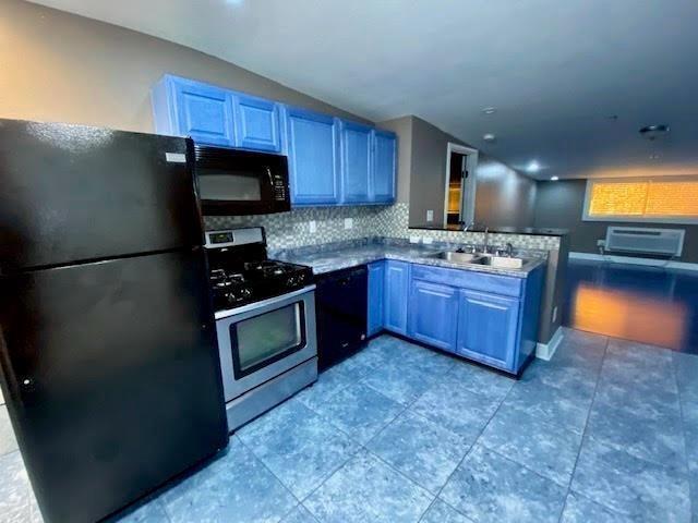 Foto del edificio - 7648 Broadview Dr
