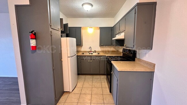 Photo - 703 NE 26th St Apartment