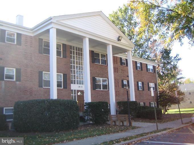 120 Washington St NE Unit 2, Leesburg, VA 20176 Apartment for Rent in Leesburg, VA