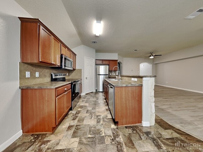 Building Photo - 210 Teron Dr
