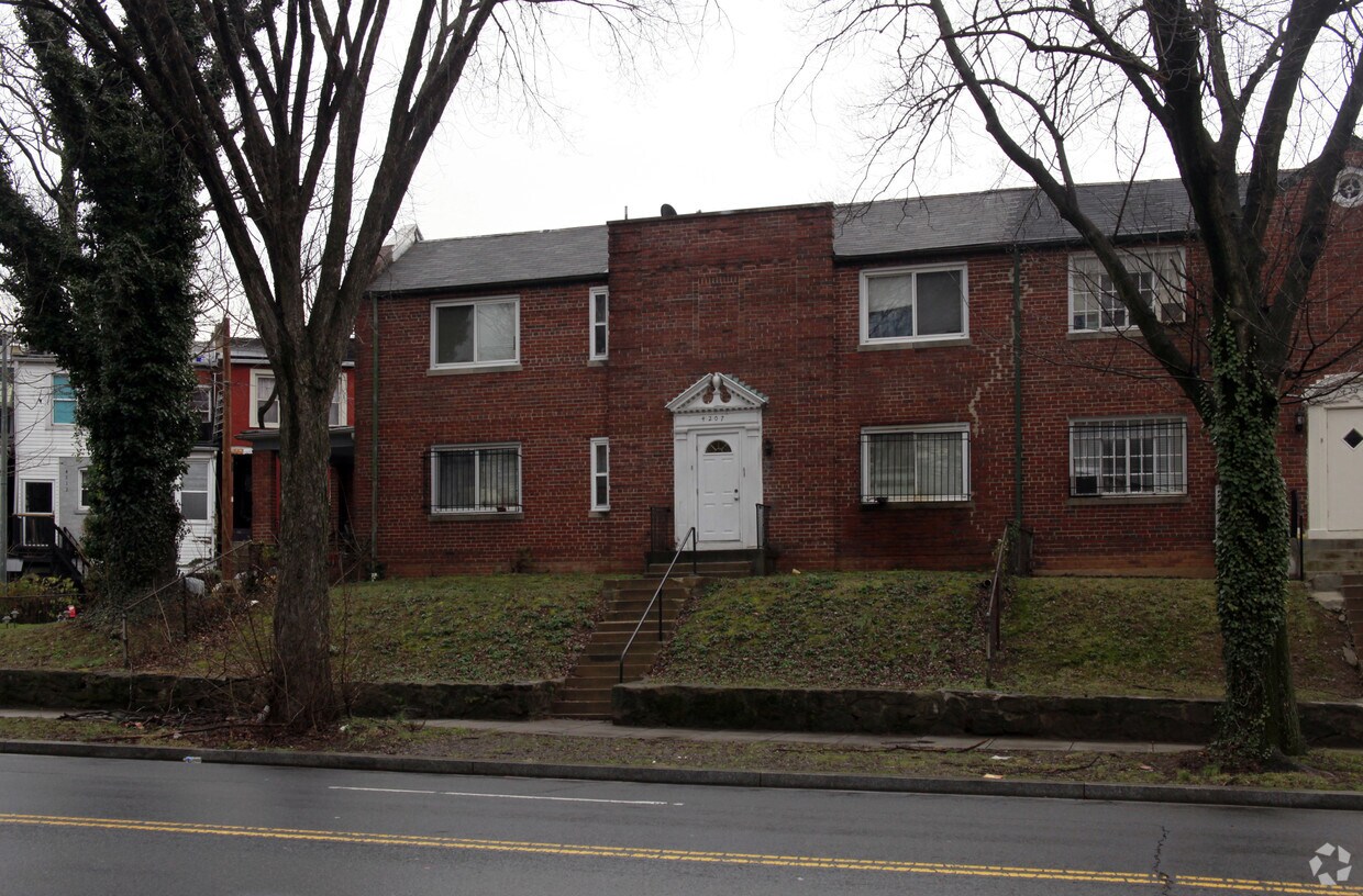 Building Photo - 4207 Arkansas Ave NW