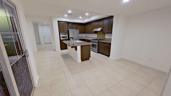 Foto del edificio - Gorgeous 3 Bedroom 2.5 Bath Townhome