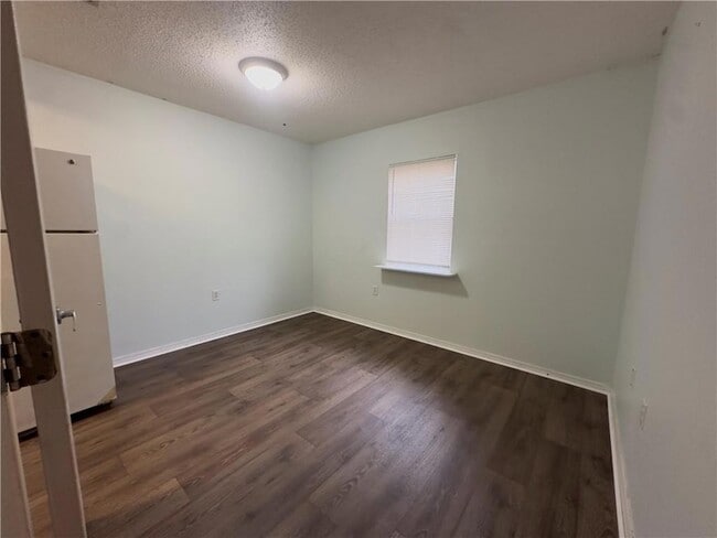 Building Photo - 34657 Grantham College Rd